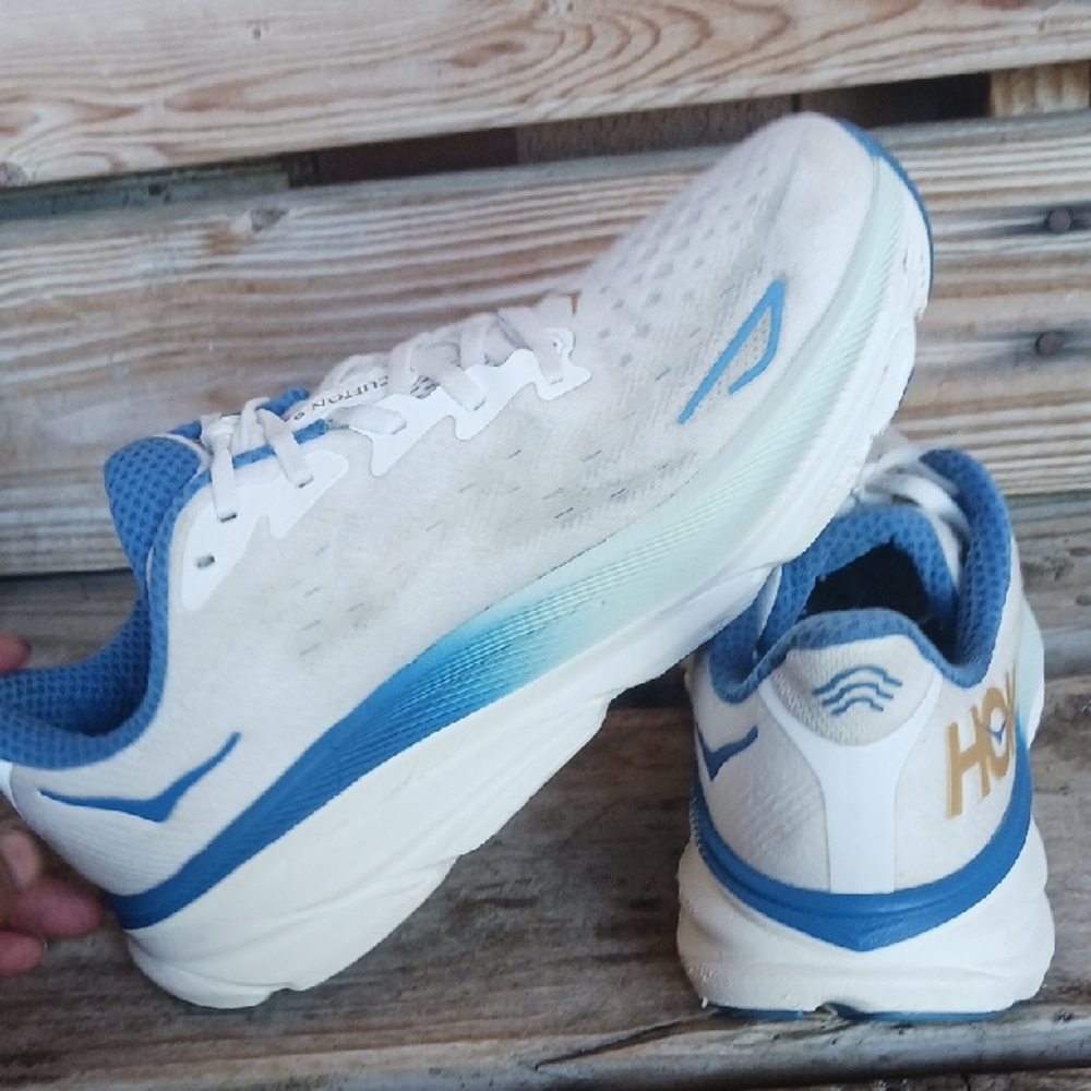 Hoka Clifton 9 White and Blue Sneakers with Gold Logo - Picture 2 of 14
